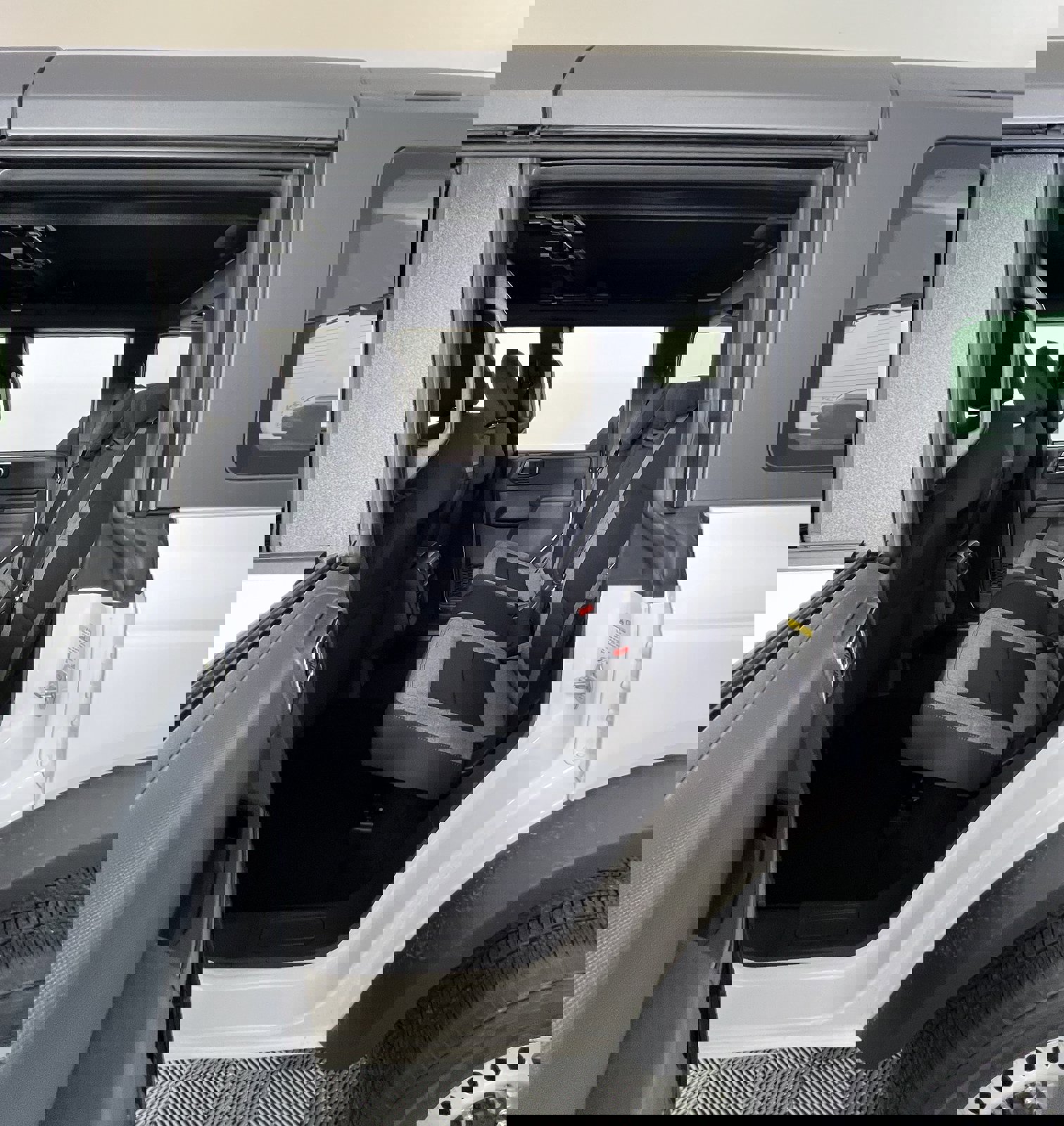 New 2025 Ford Bronco 4-Door image 8