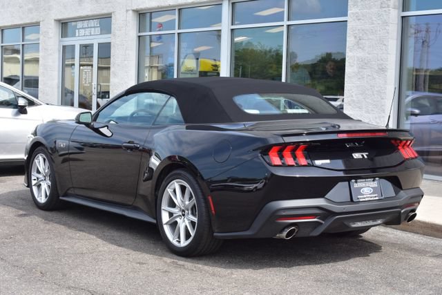 Used 2024 Ford Mustang GT Premium RWD image 9