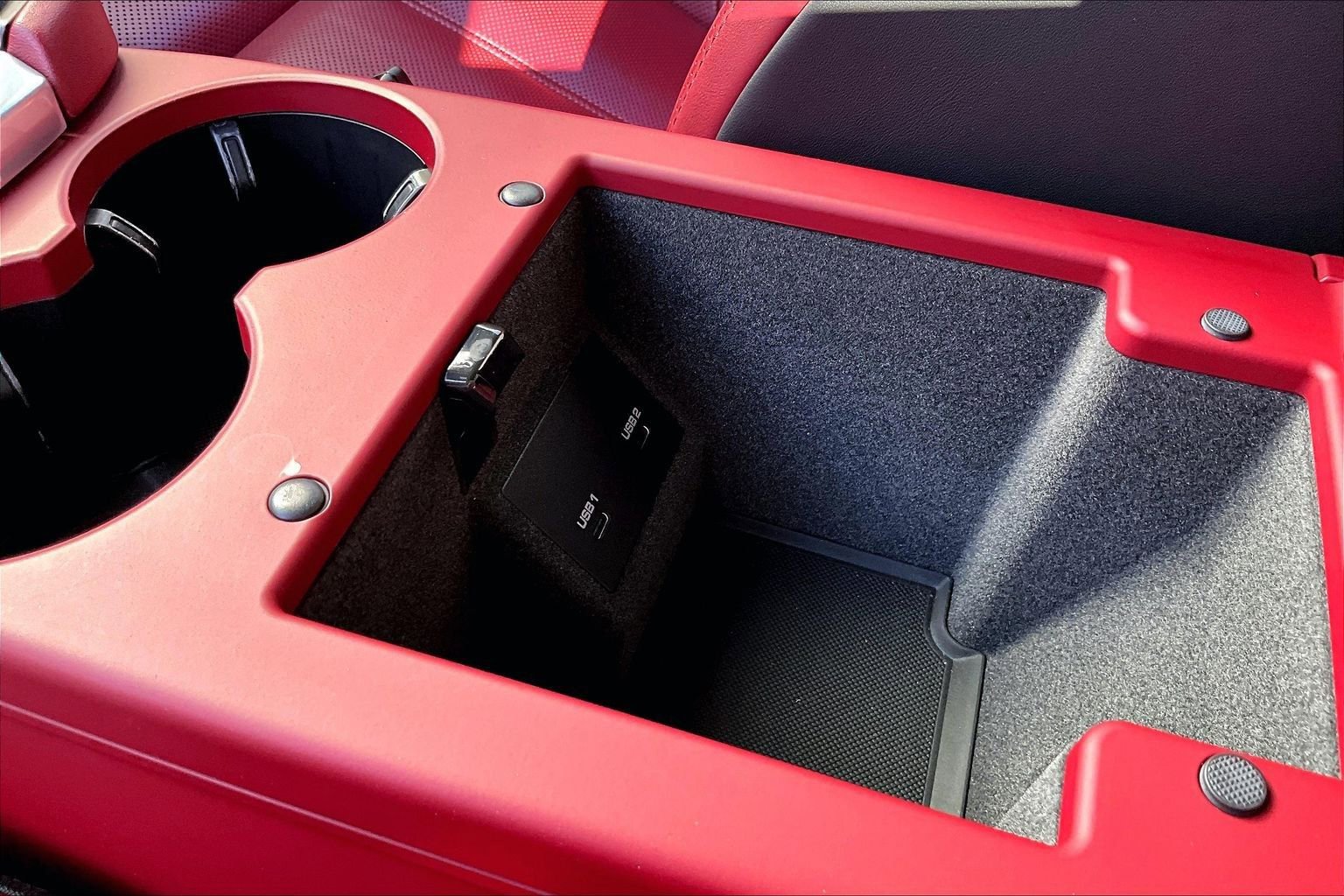 Used 2022 Porsche Macan S image 33