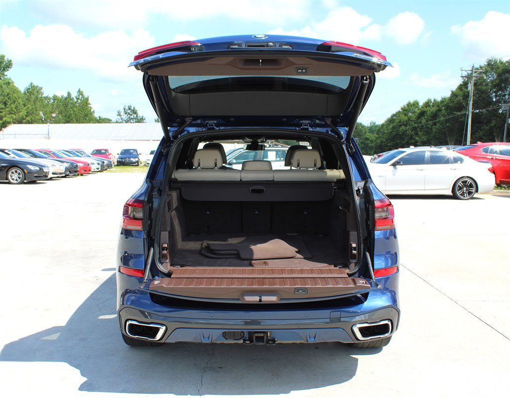 Used 2019 BMW X5 xDrive50i w/ M Sport Package AWD/4WD image 41