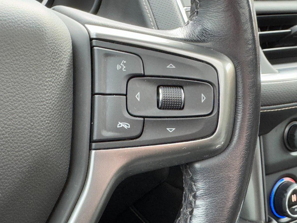 Used 2021 Chevrolet Suburban Premier w/ Premium Package image 20