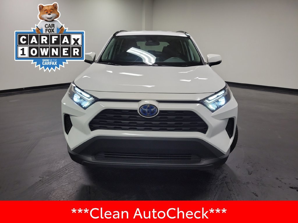Used 2024 Toyota RAV4 XLE AWD/4WD image 4