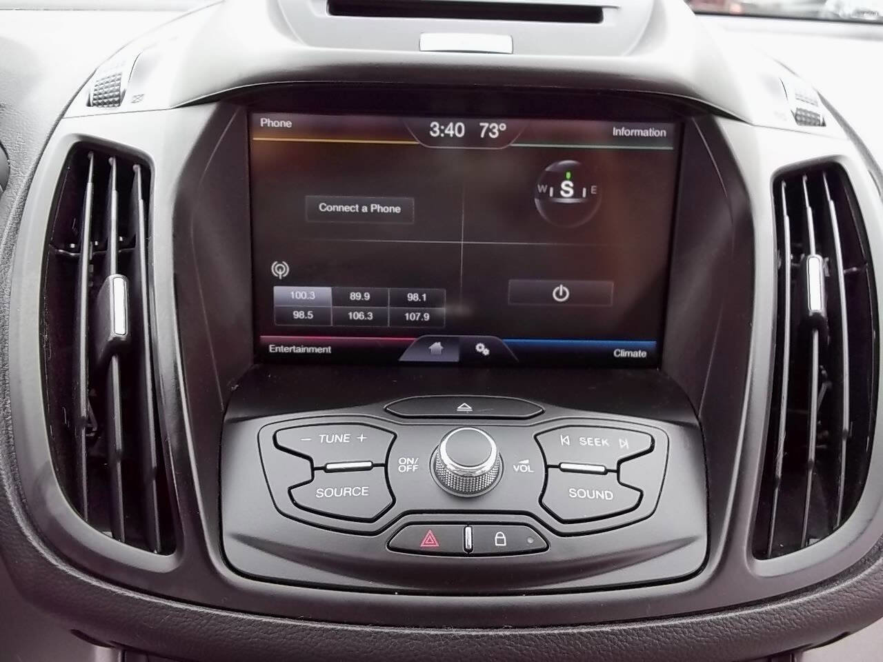Used 2014 Ford Escape SE w/ Equipment Group 201A FWD image 23