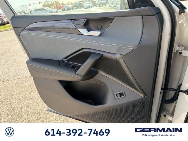 New 2026 Volkswagen Tiguan SE R-Line image 23