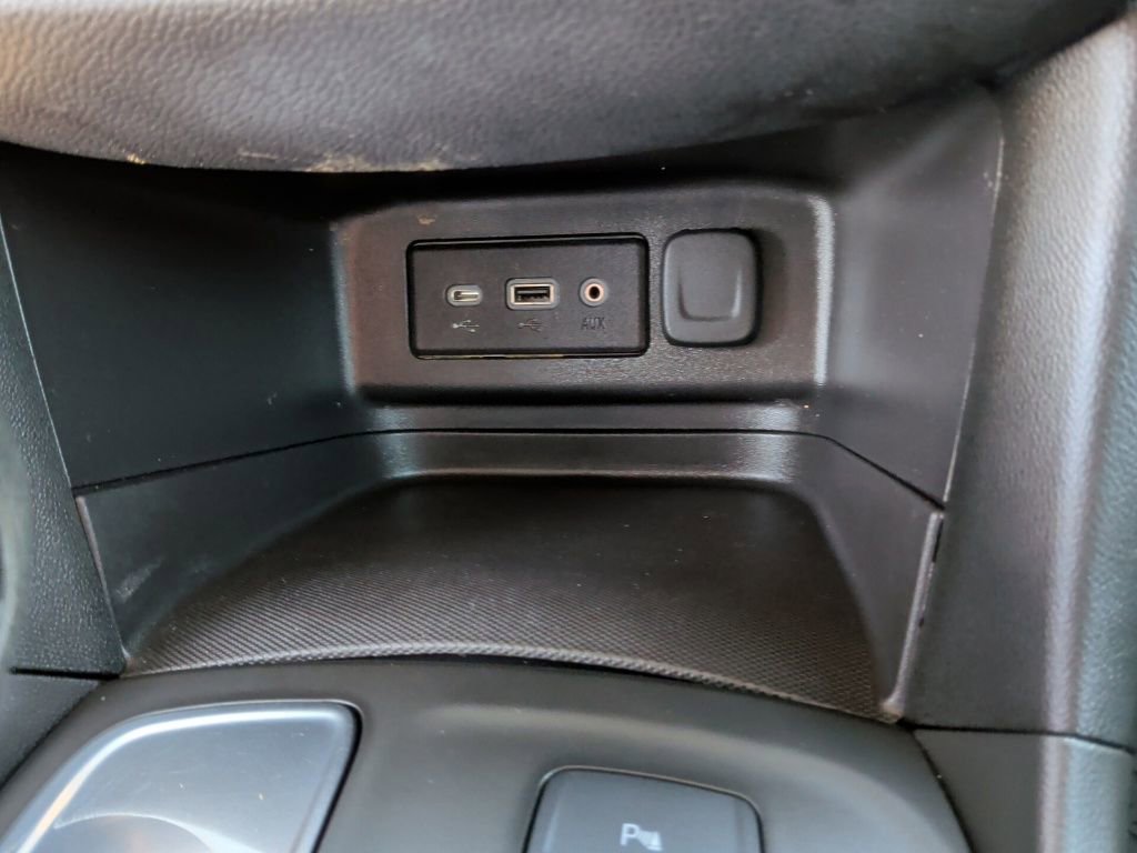 Used 2022 Chevrolet Equinox LT image 28