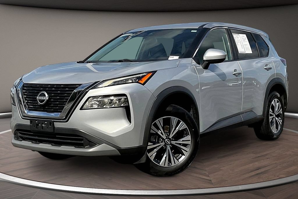 Used 2023 Nissan Rogue SV FWD image 3