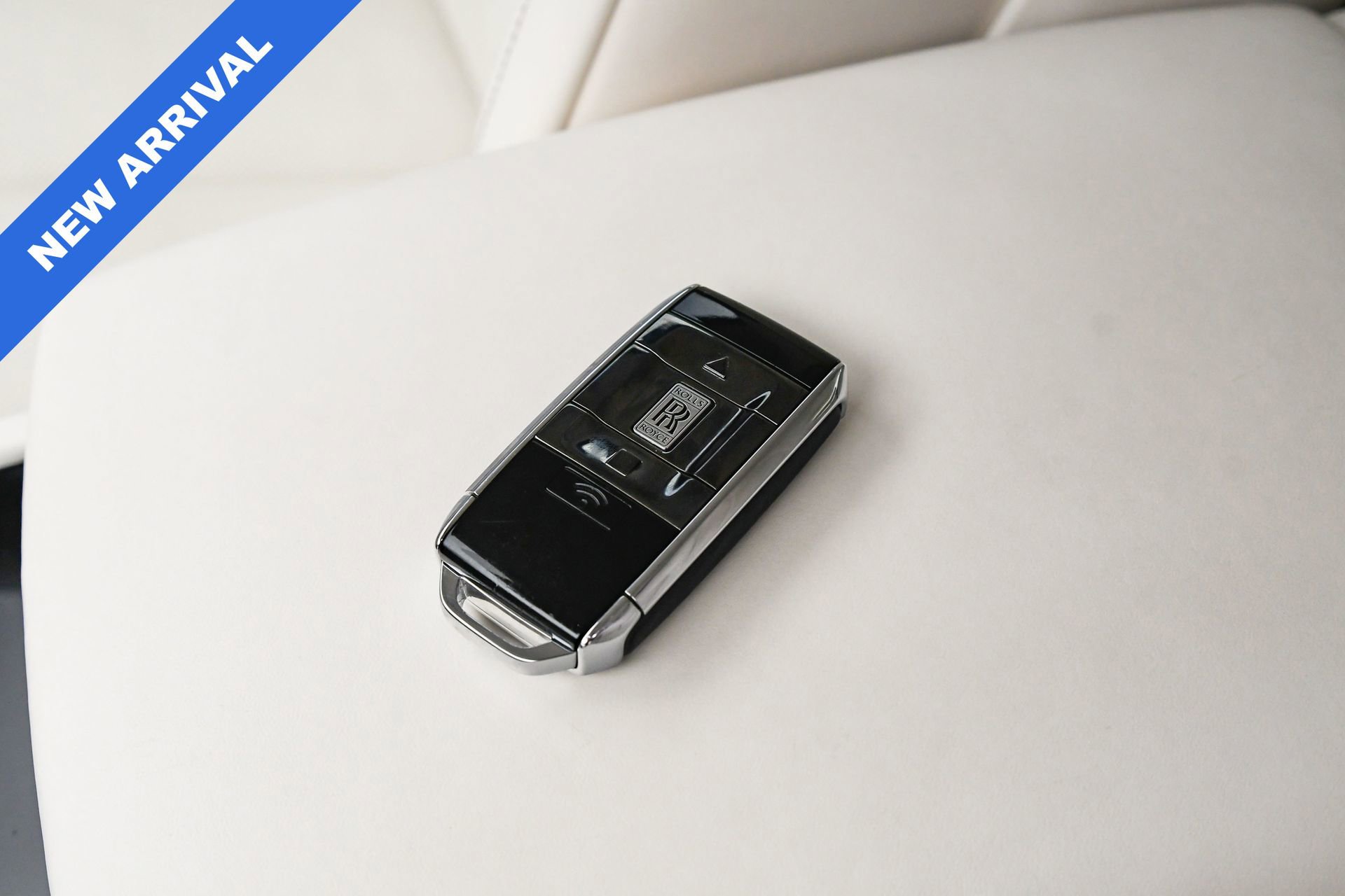 Used 2023 Rolls-Royce Ghost image 22