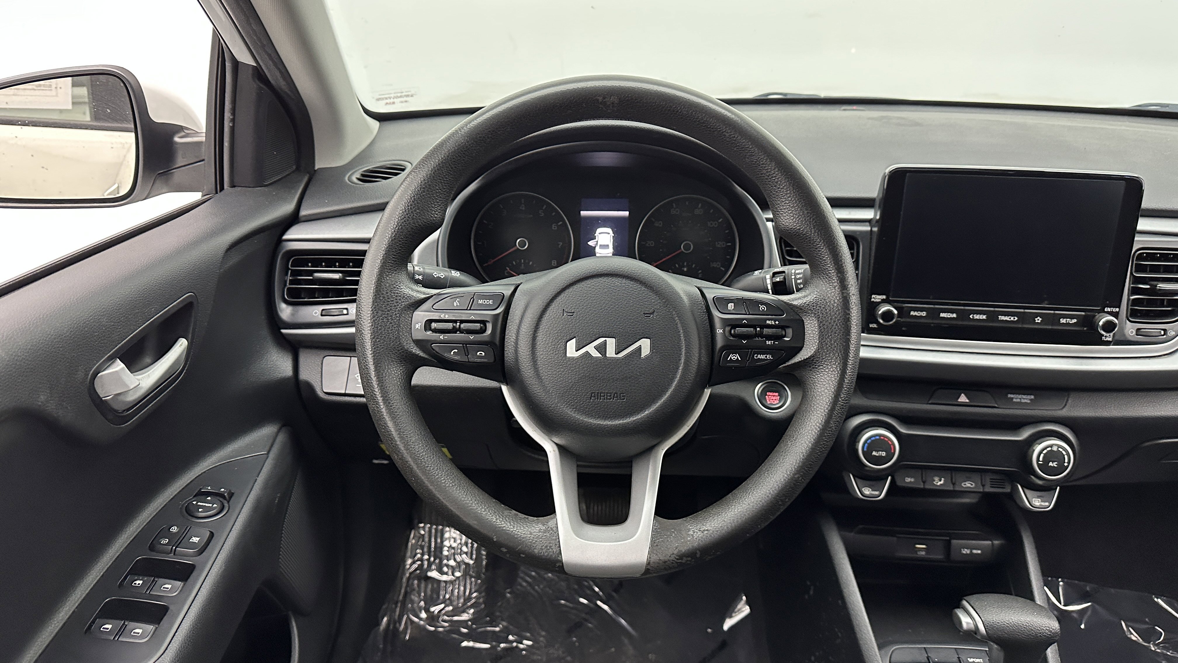 Used 2023 Kia Rio S w/ Technology Package image 21