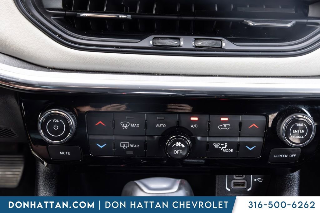 Used 2024 Jeep Compass Limited image 8