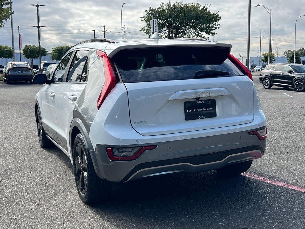 Certified 2023 Kia Niro Wave FWD image 7