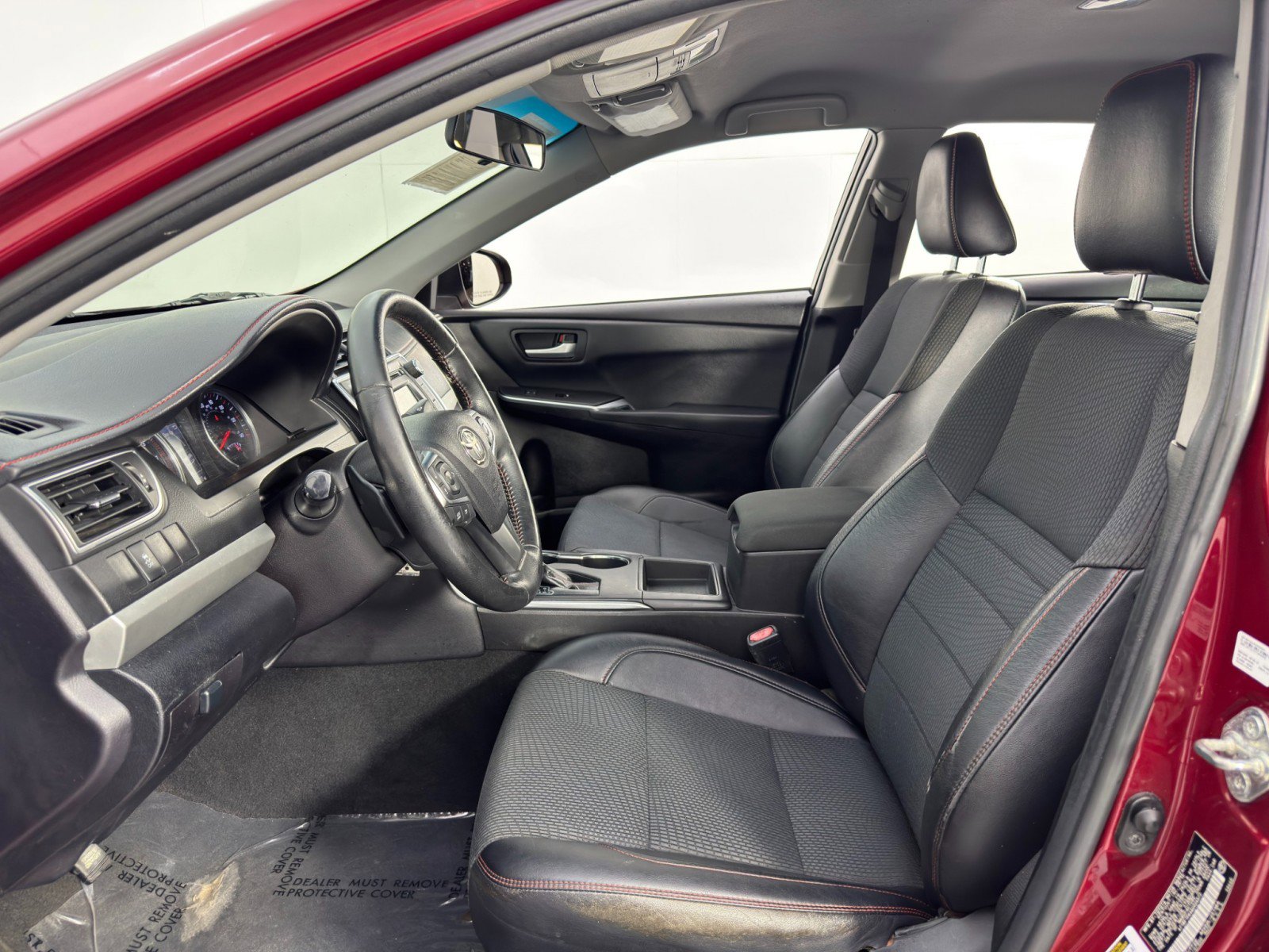 Used 2016 Toyota Camry SE image 15