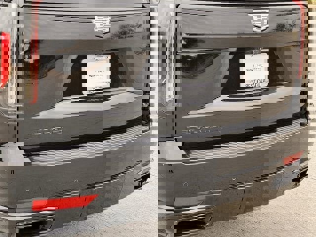 Certified 2023 Cadillac Escalade Sport w/ Touring Package image 8