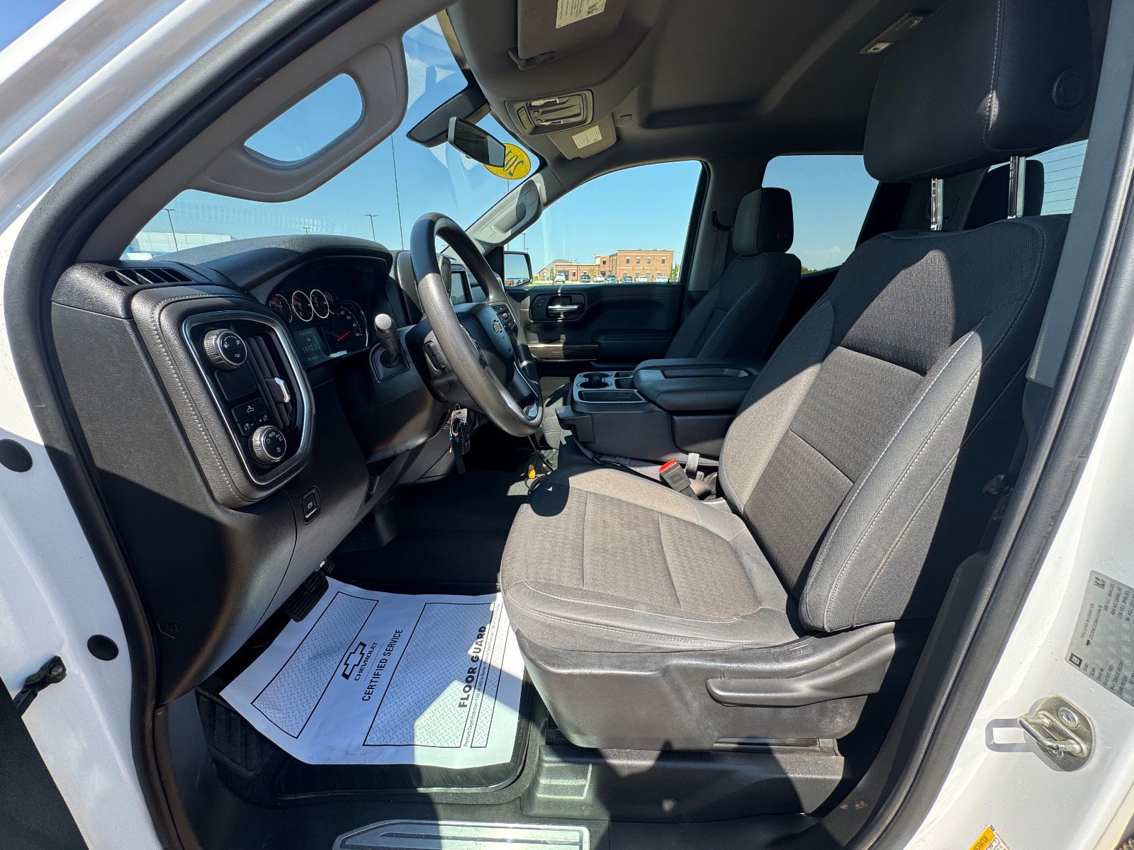 Used 2019 Chevrolet Silverado 1500 LT w/ Trailering Package image 9