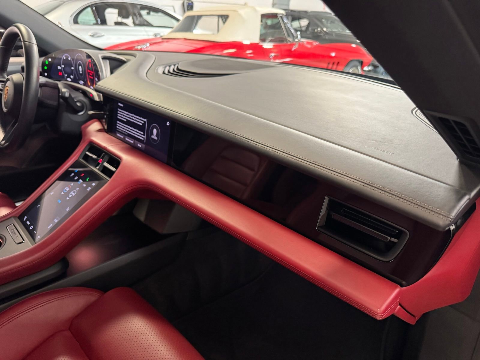 Used 2020 Porsche Taycan 4S AWD/4WD image 29