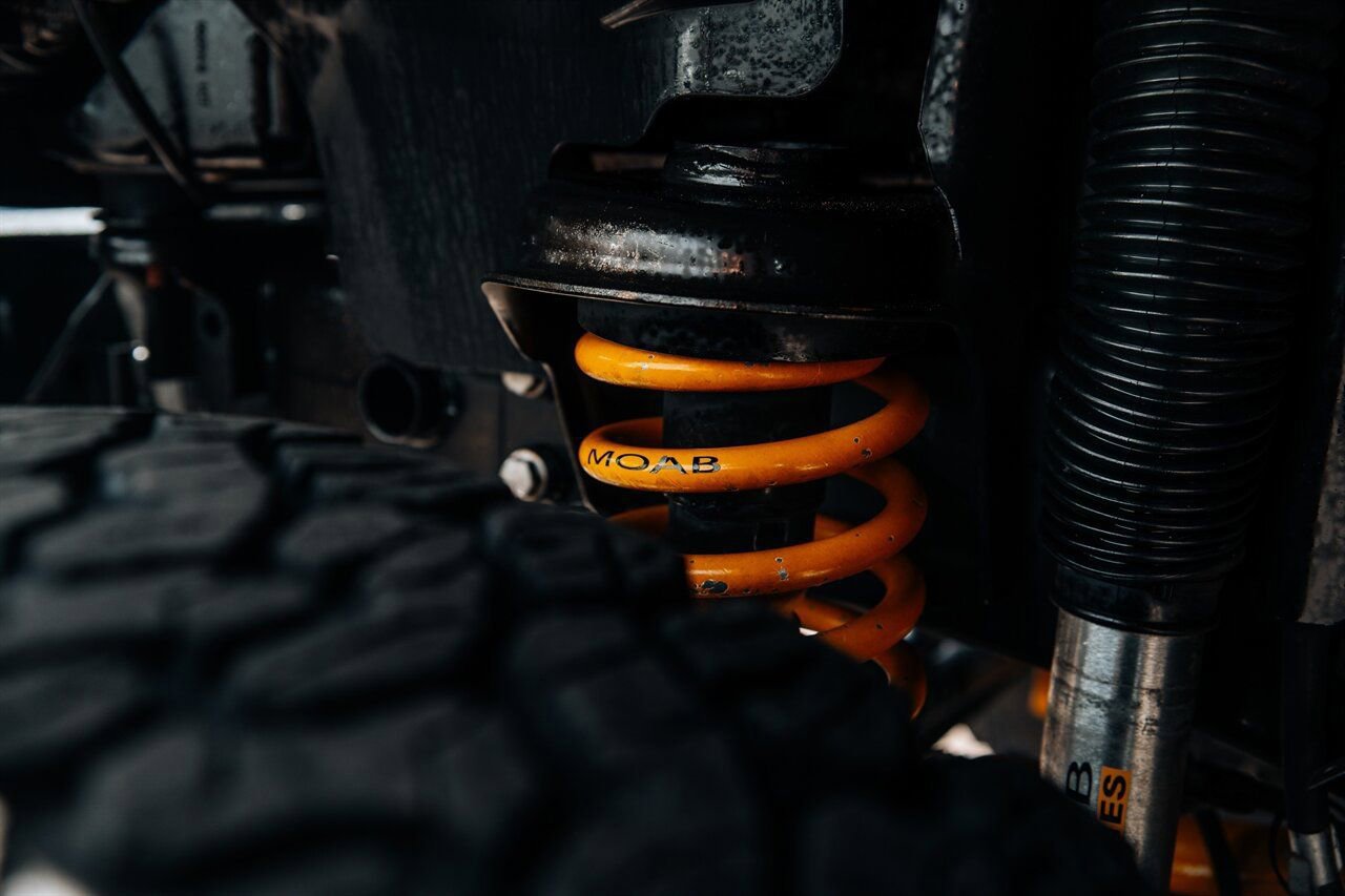 Used 2016 Jeep Wrangler Unlimited Rubicon image 20