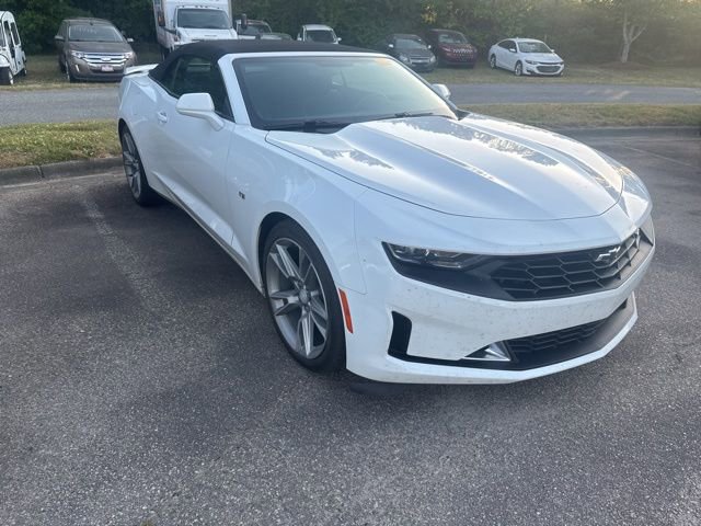 Used 2021 Chevrolet Camaro LT w/ RS Package RWD image 18