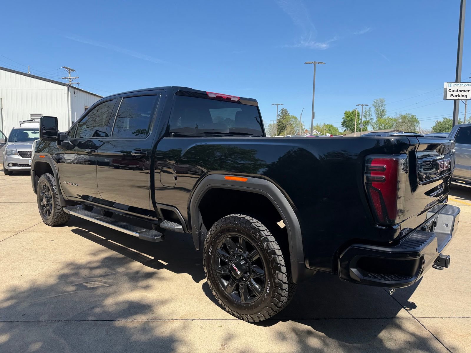 Used 2026 GMC Sierra 2500 AT4 AWD/4WD image 10