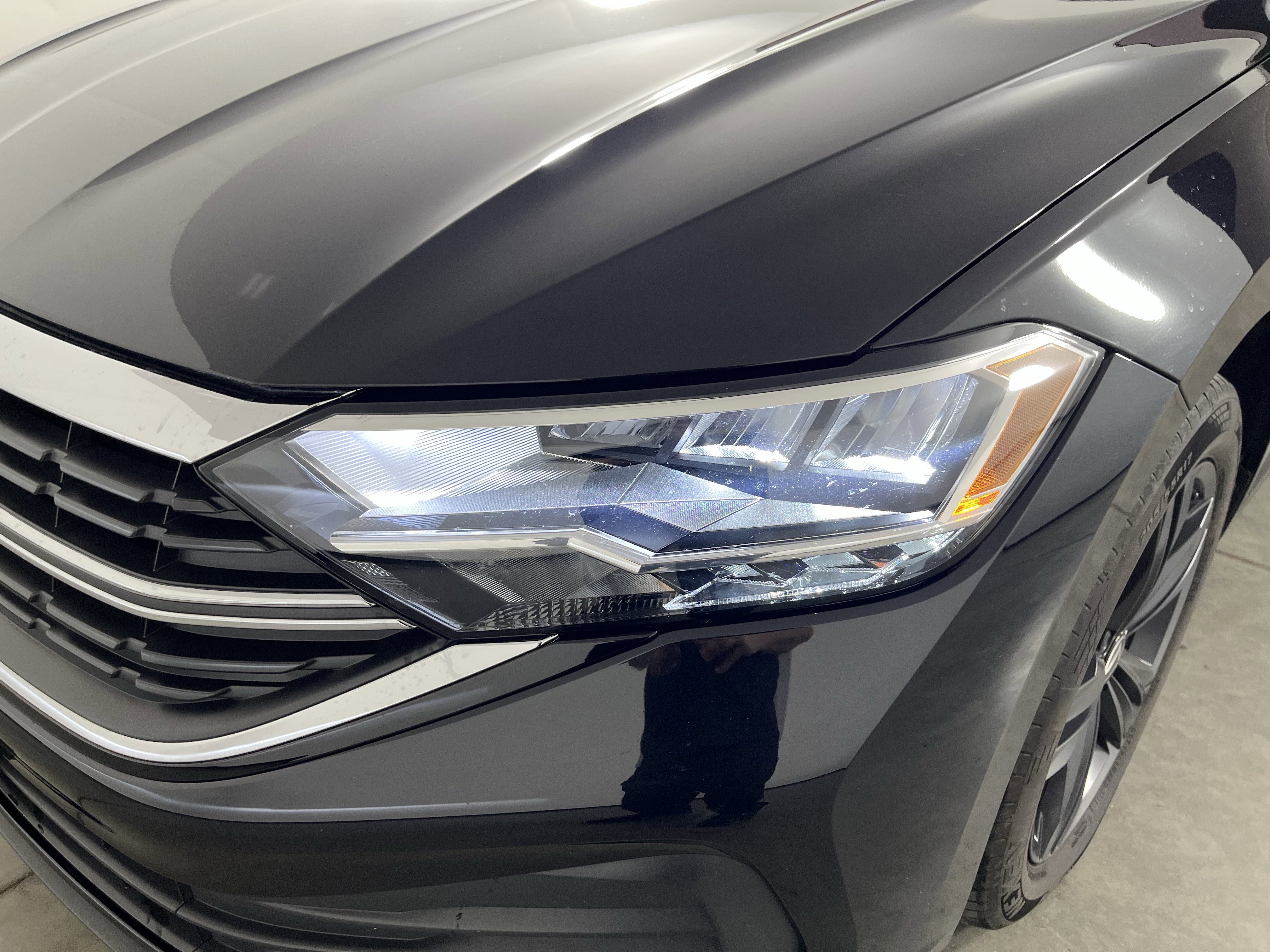 Certified 2023 Volkswagen Jetta SE w/ Panoramic Sunroof Package image 26