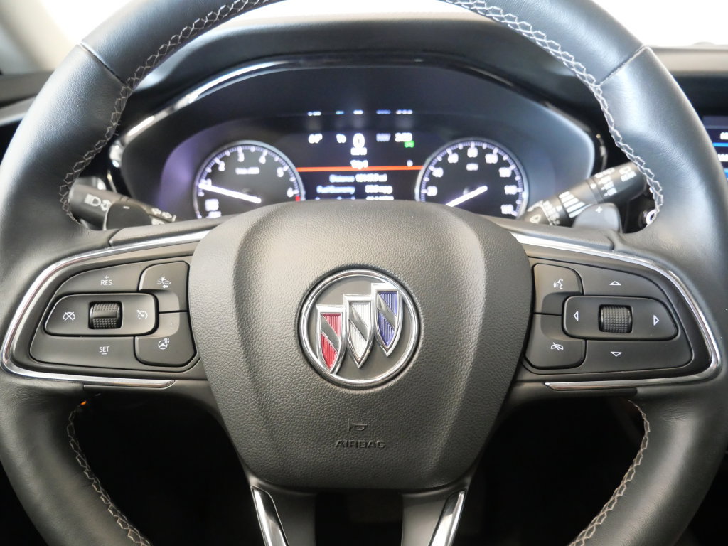 Used 2023 Buick Envision Essence FWD image 18