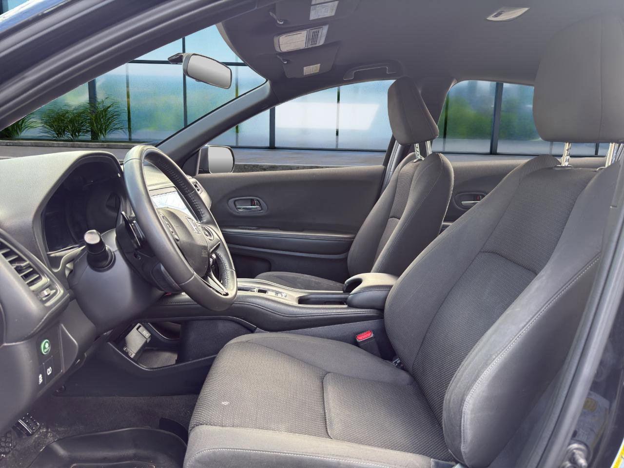 Used 2021 Honda HR-V Sport image 9