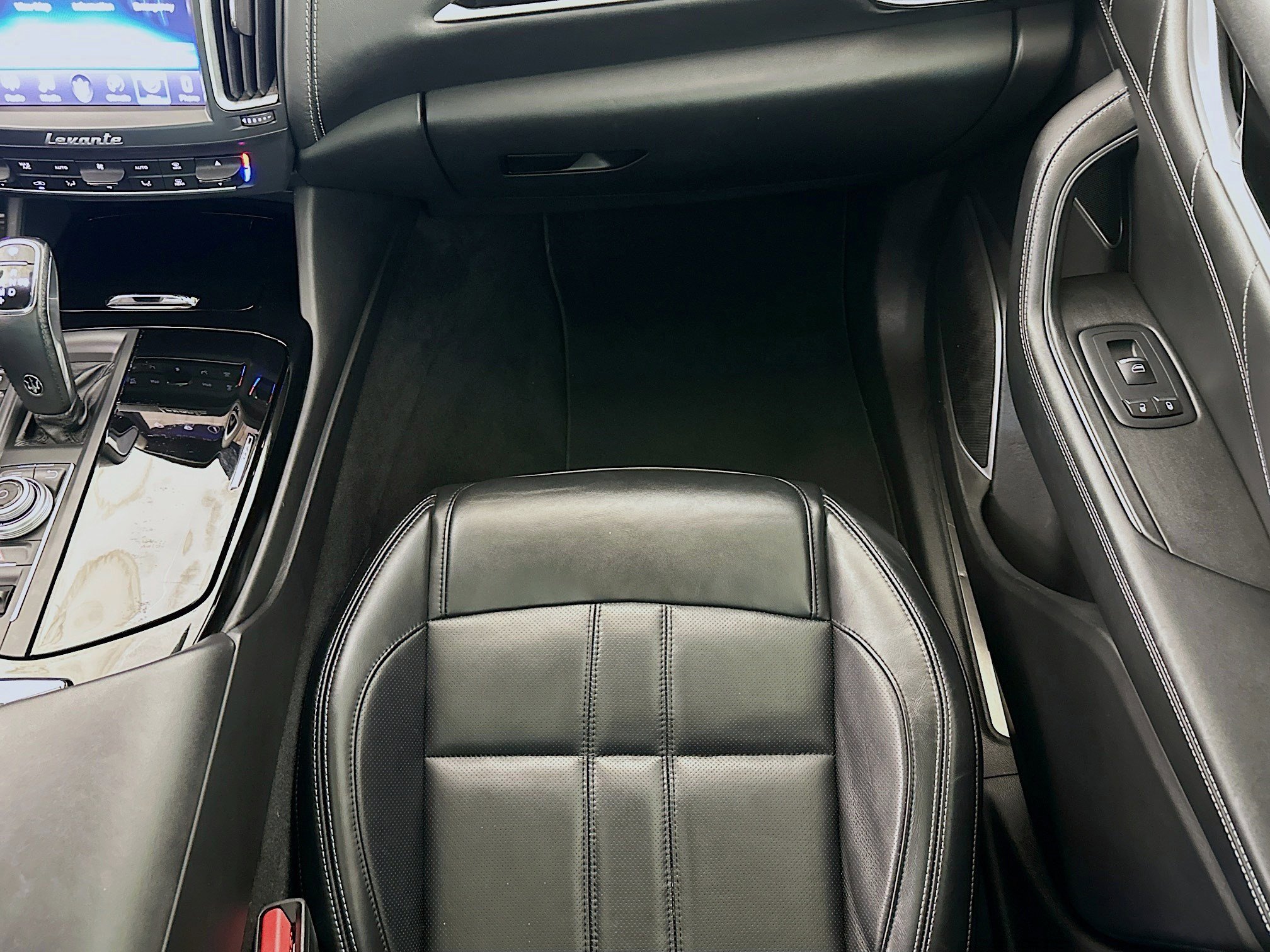 Used 2019 Maserati Levante GranSport AWD/4WD image 22