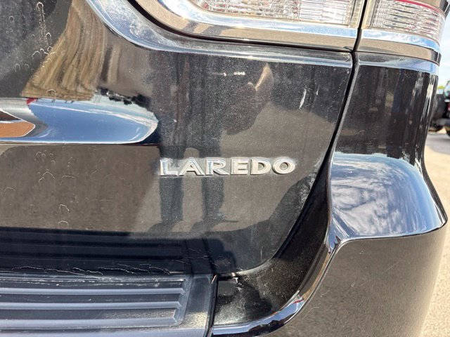 Used 2022 Jeep Grand Cherokee Laredo E AWD/4WD image 4