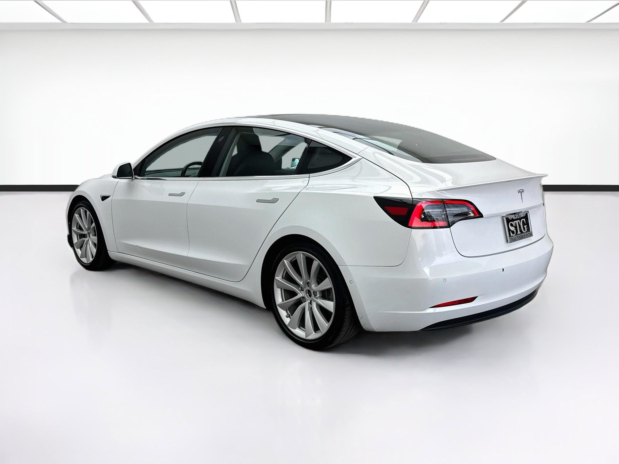 Used 2018 Tesla Model 3 RWD image 6