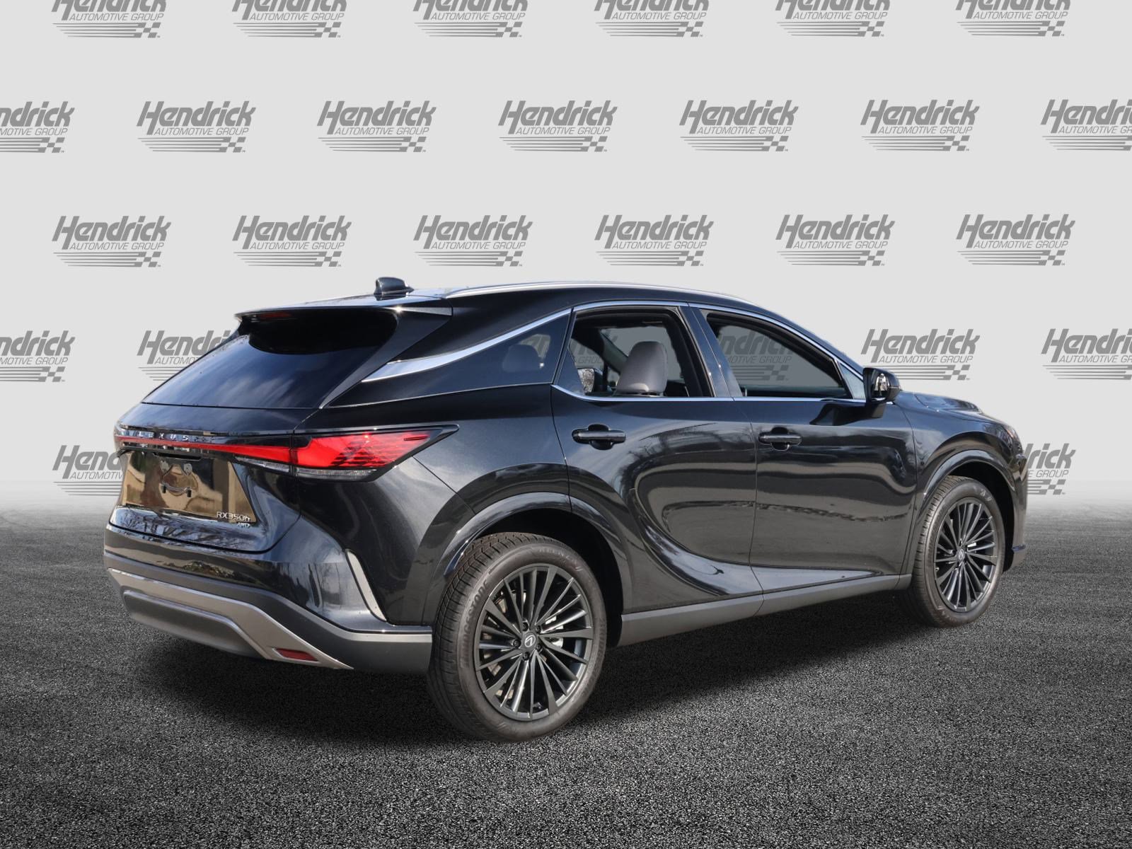 Certified 2026 Lexus RX 350h w/ Convenience Package image 9