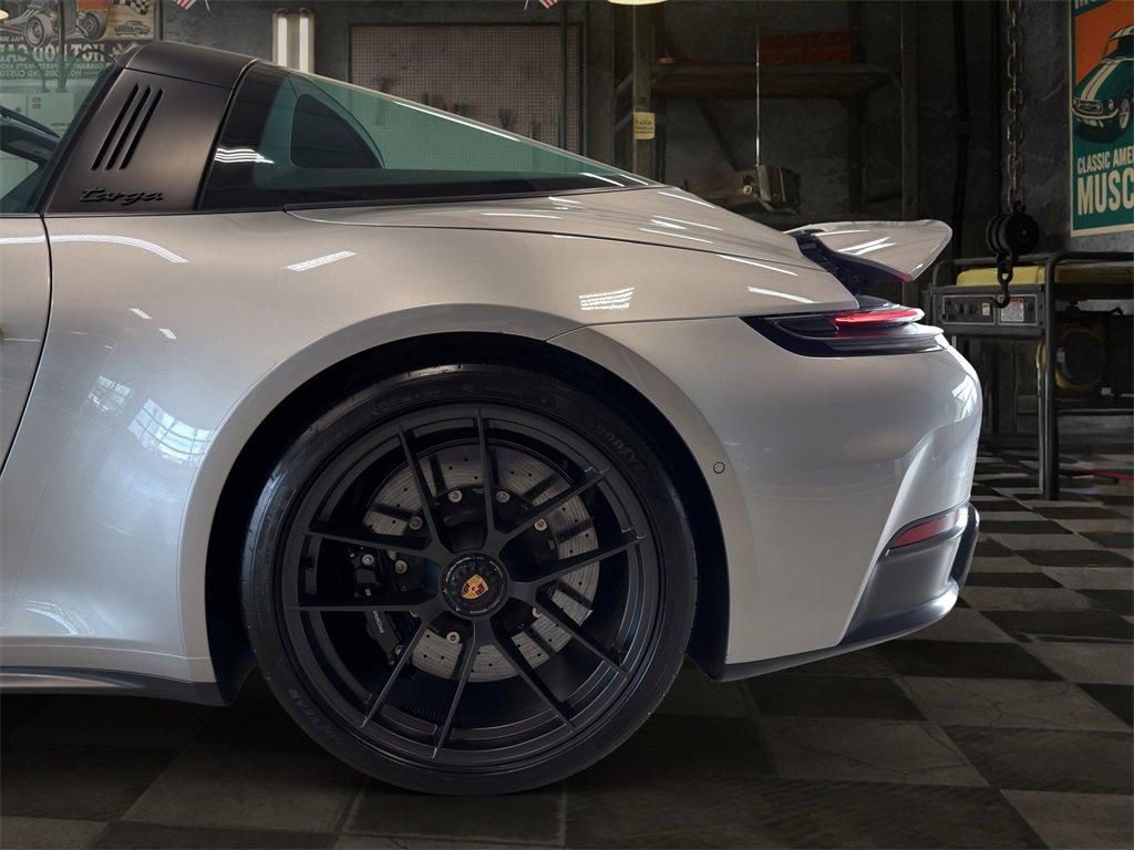 Used 2025 Porsche 911 Targa 4 GTS image 11