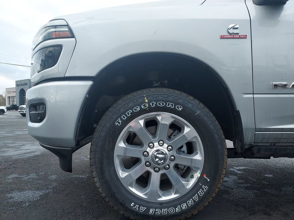 New 2026 RAM 2500 Laramie AWD/4WD image 16