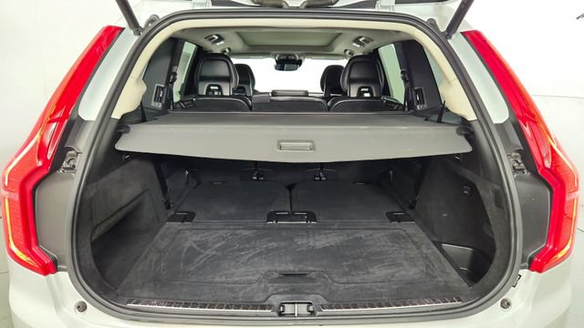 Used 2018 Volvo XC90 T6 Momentum w/ Convenience Package AWD/4WD image 42
