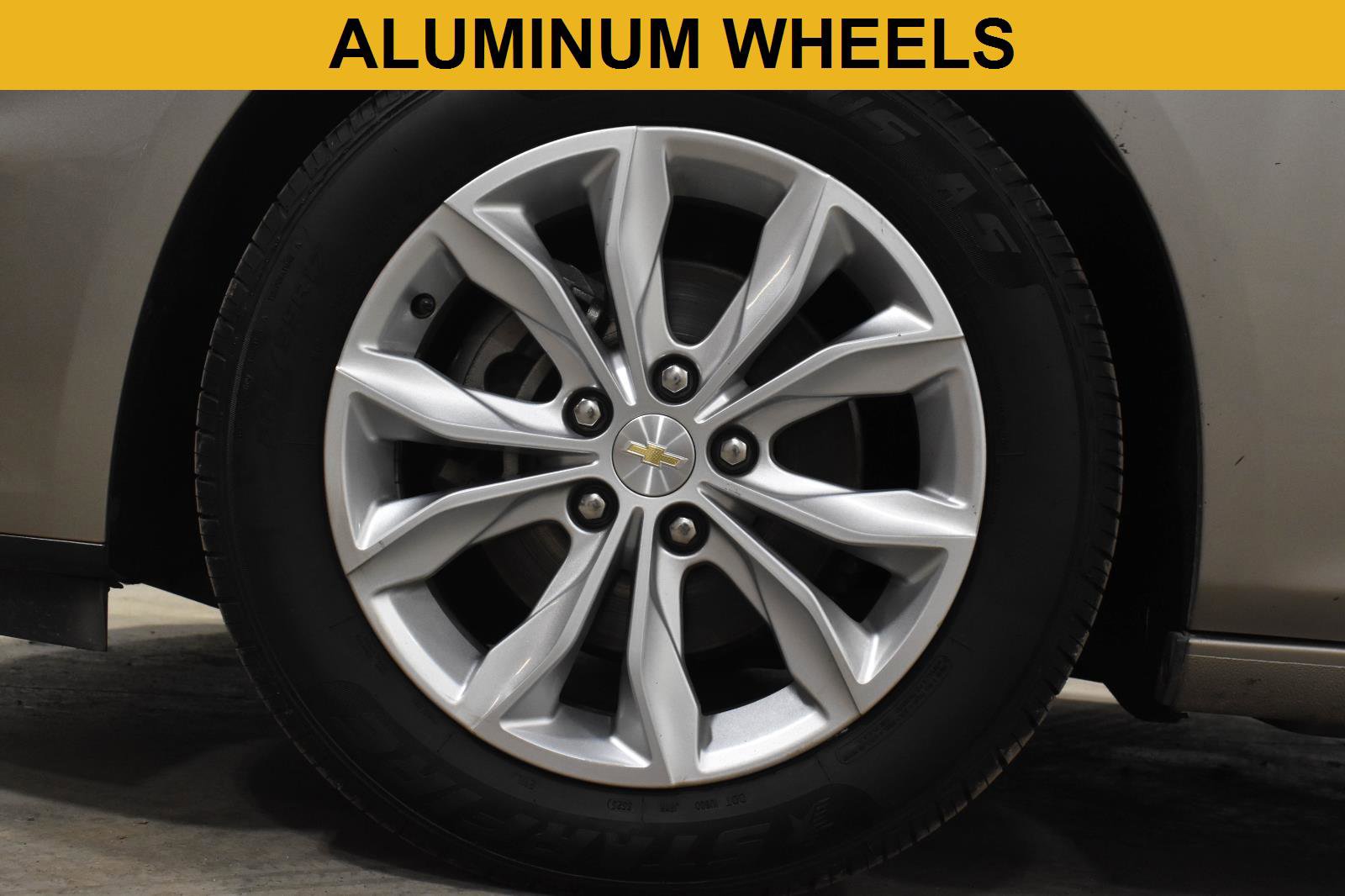Used 2023 Chevrolet Malibu LT w/ Driver Confidence Package FWD image 5