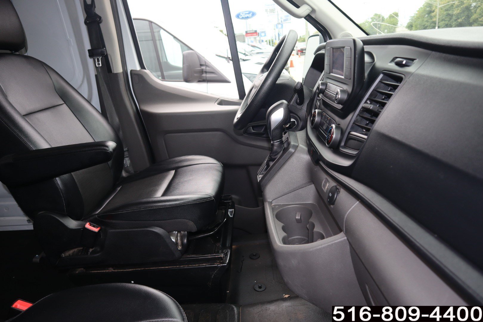 Used 2024 Ford Transit 250 148 Medium Roof RWD image 22