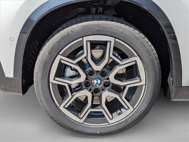 New 2026 BMW X1 xDrive28i AWD/4WD image 10