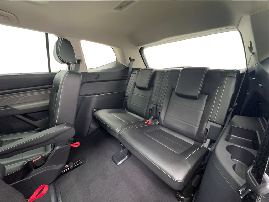 Used 2023 Volkswagen Atlas SE w/ Panoramic Sunroof Package FWD image 28