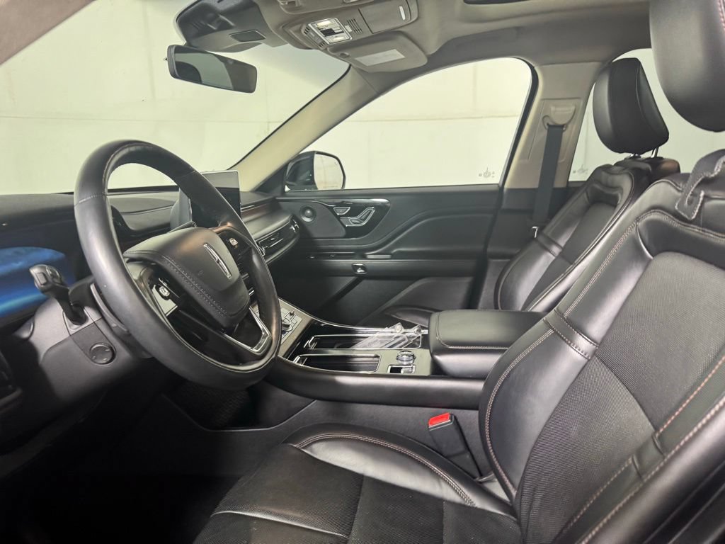 Certified 2022 Lincoln Aviator Reserve w/ Elements Package Plus AWD/4WD image 12