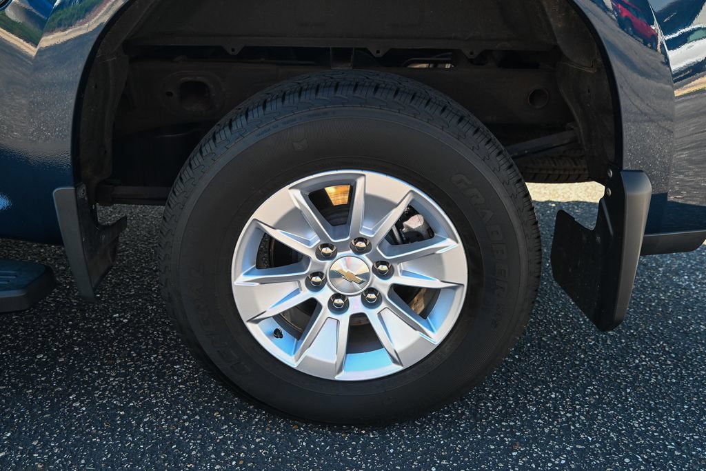 Used 2019 Chevrolet Silverado 1500 LT w/ All-Star Edition AWD/4WD image 13