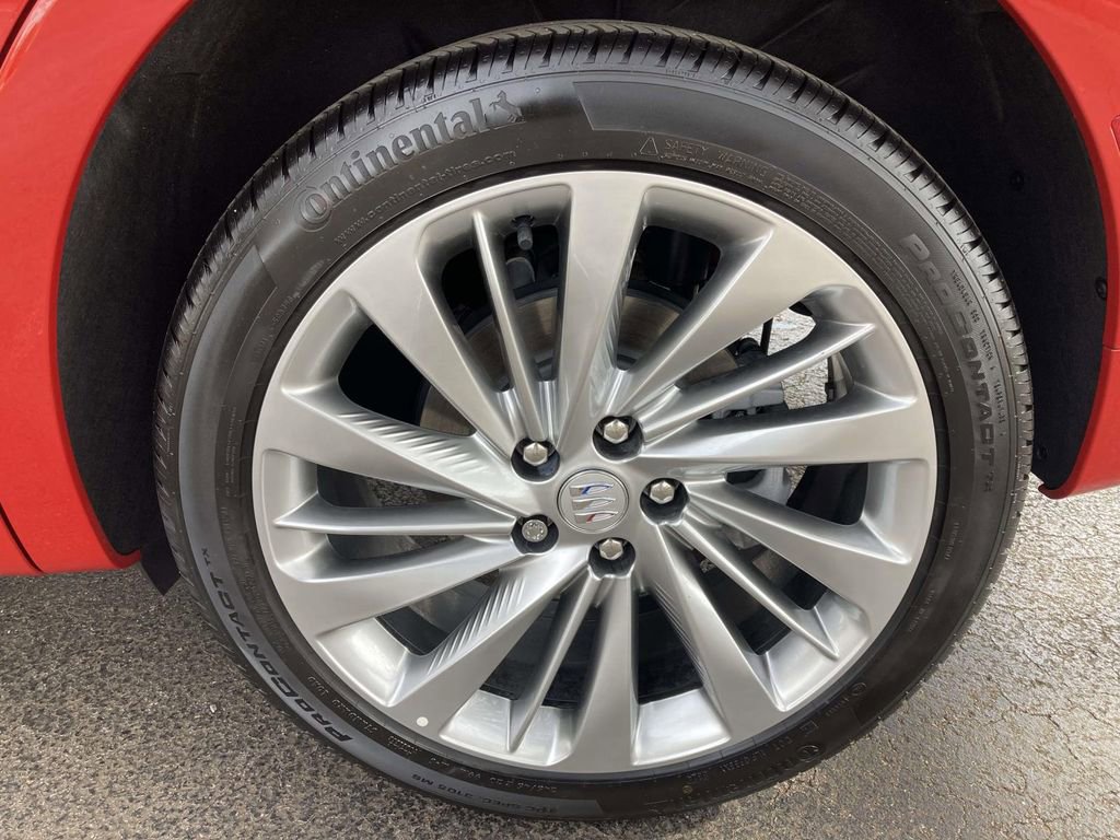 Used 2025 Buick Envision Avenir image 7