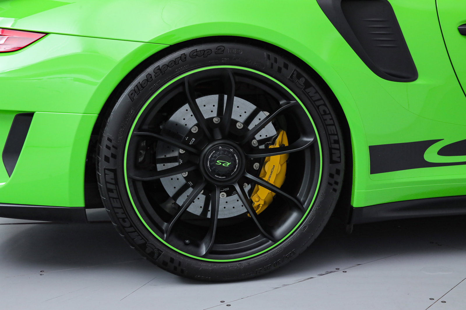 Used 2019 Porsche 911 GT3 RS RWD image 40