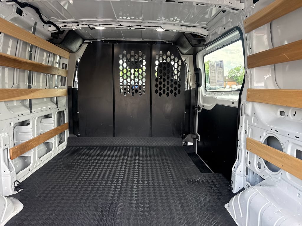 Used 2025 Ford Transit 250 Low Roof w/ Exterior Upgrade Package RWD image 16