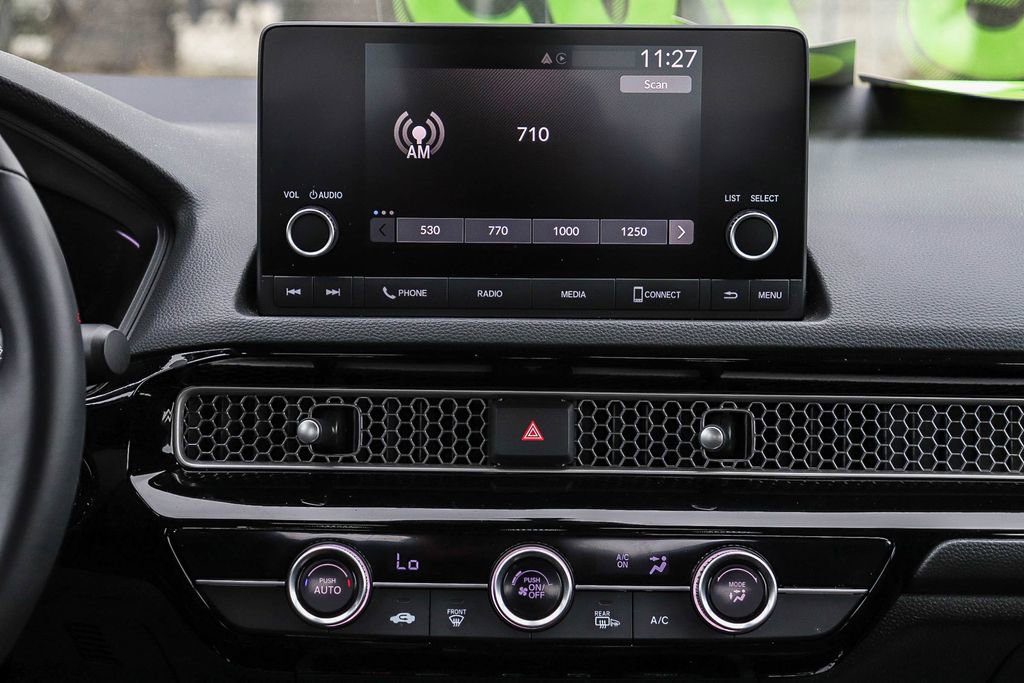 Used 2025 Honda Civic Sport image 13