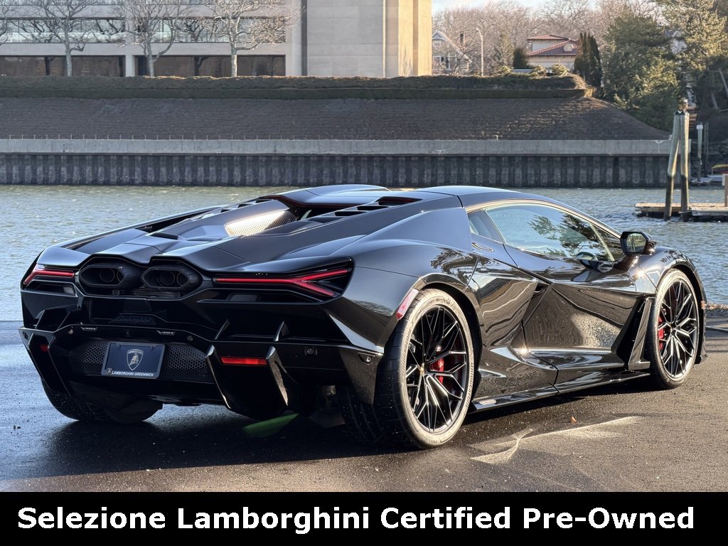 Used 2024 Lamborghini Revuelto image 5