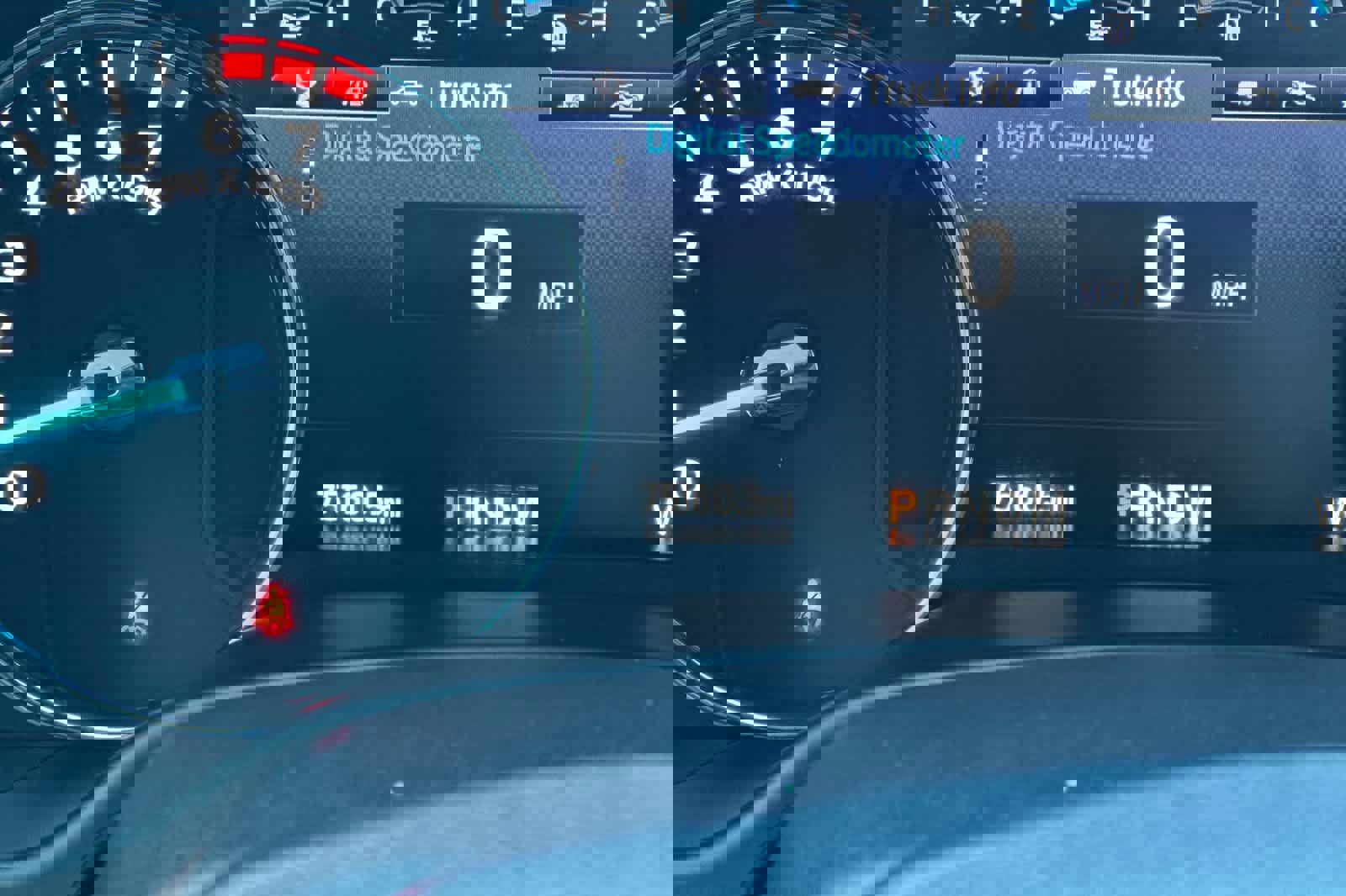 Certified 2020 Ford F250 Platinum w/ FX4 Off-Road Package image 25