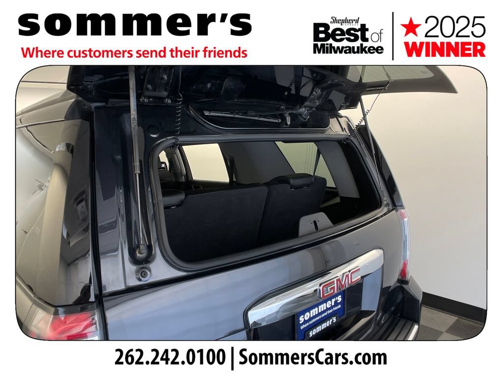 Used 2020 GMC Yukon Denali w/ Denali Premium Package AWD/4WD image 32
