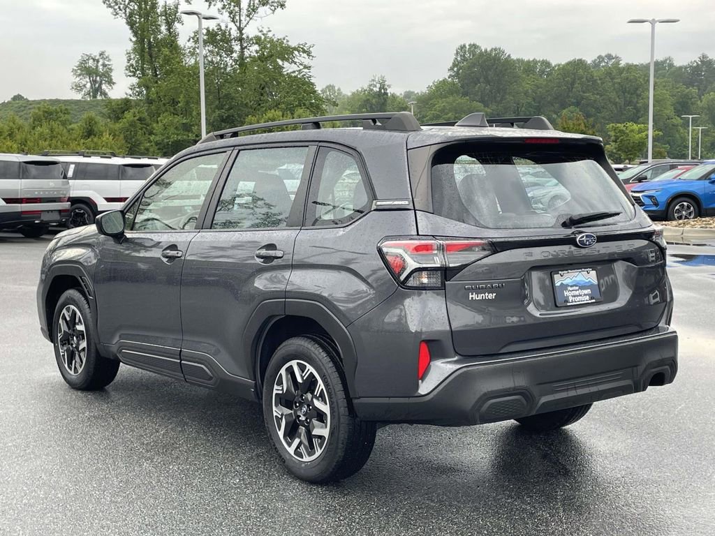 Used 2025 Subaru Forester AWD/4WD image 26