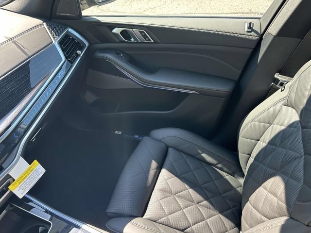 New 2026 BMW X5 xDrive40i w/ M Sport Package AWD/4WD image 18