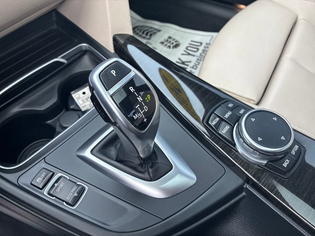 Used 2016 BMW 340i Sedan RWD image 31