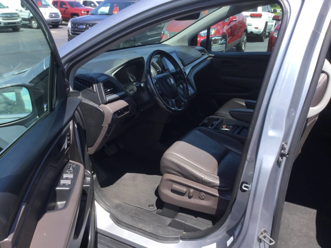 Used 2019 Honda Odyssey EX-L image 3