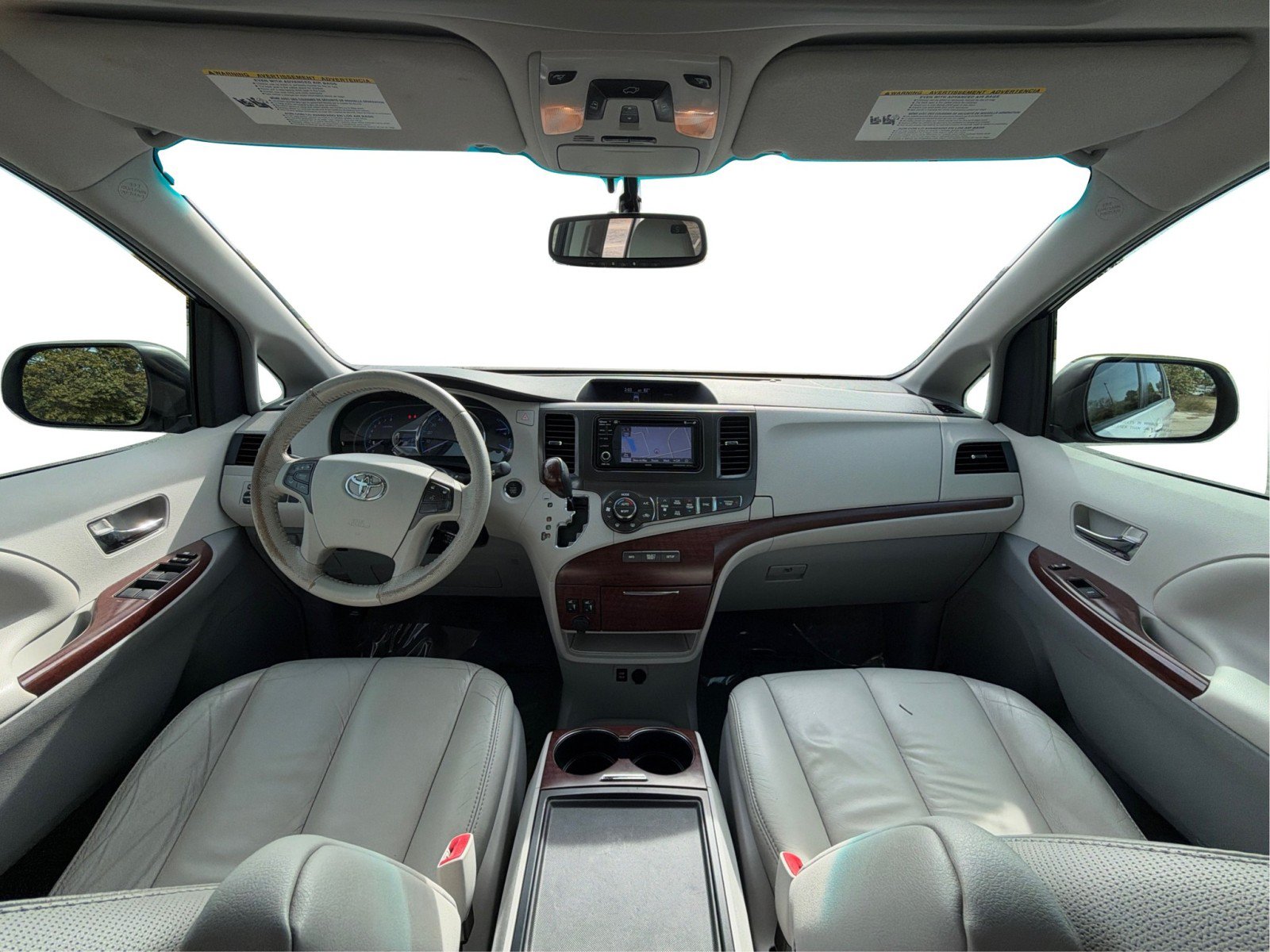 Used 2014 Toyota Sienna XLE FWD image 37