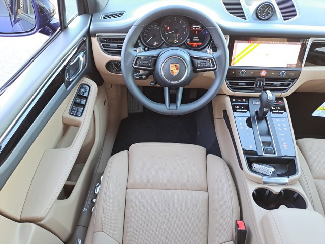 New 2026 Porsche Macan image 17